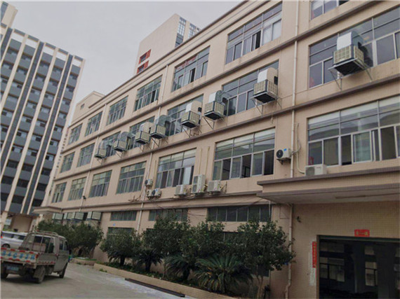 打開工廠環(huán)?？照{(diào)開關(guān)就跳閘是什么原因？